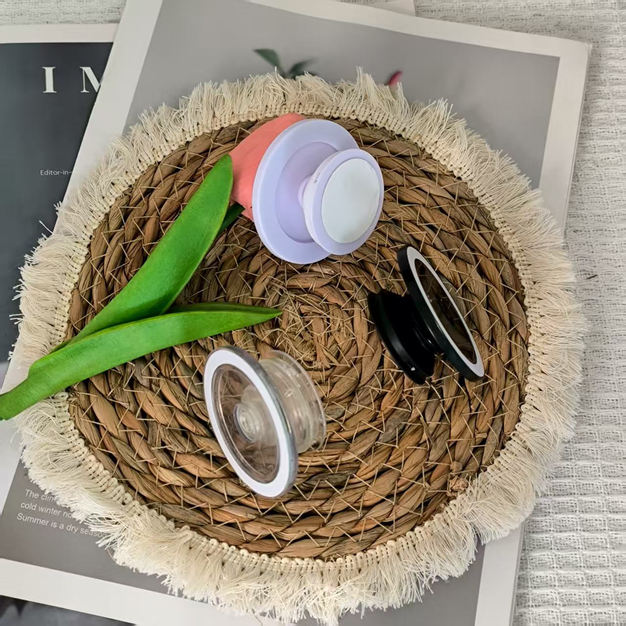 $5/2pcs Magnetic pop socket Magnetic phone mount